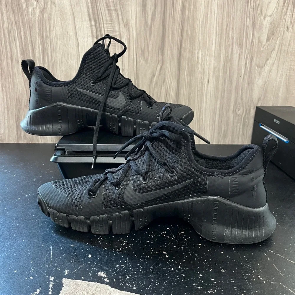 Nike Free Metcon 3 Shoes Mens Size 9.5 Black Weight Training HIIT CJ0861-001